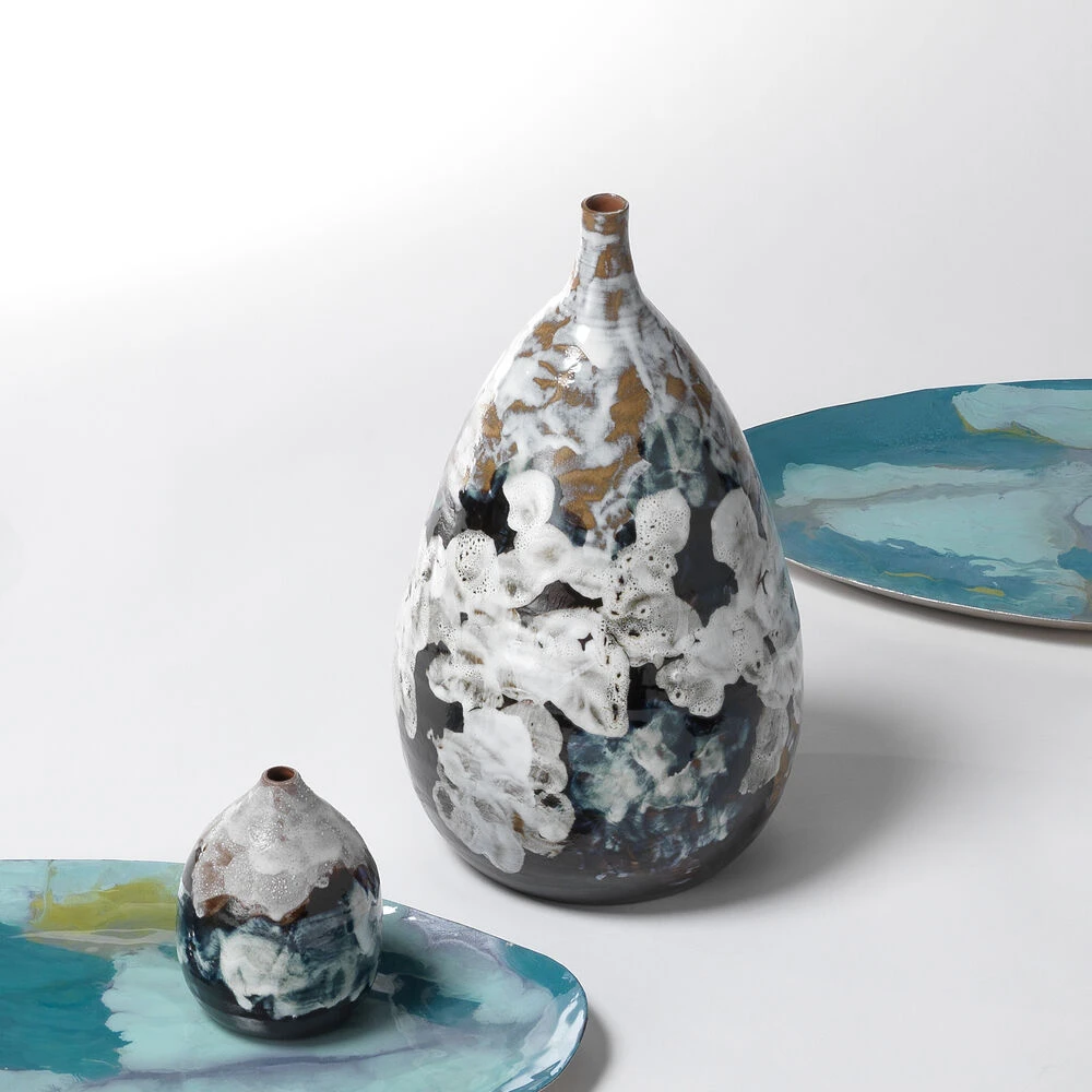 Collage 16 X 9 Inch Vase - Image 2